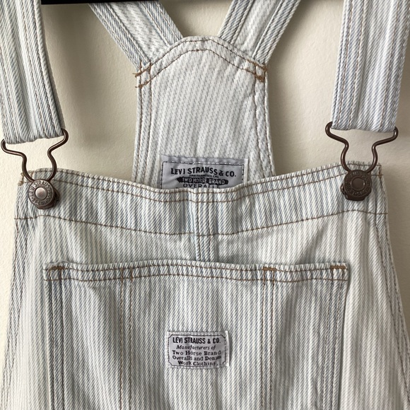 LEVI’S Vintage Overall Shorts - Picture 6 of 11